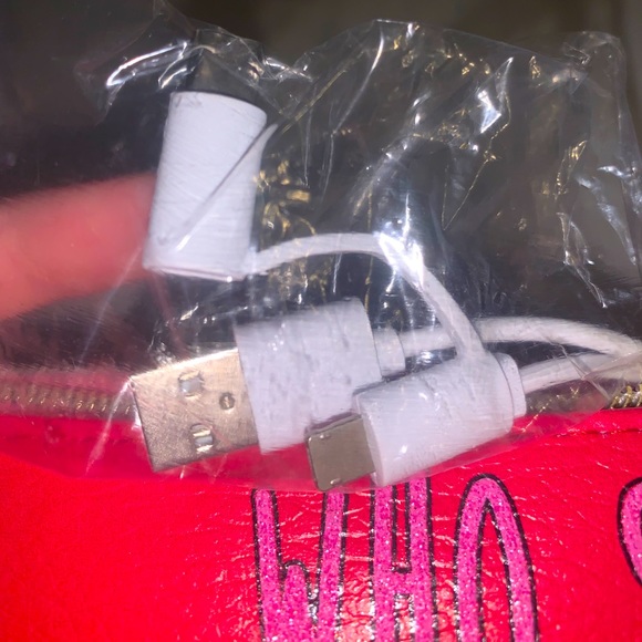 “Who Says Power Can’t Be Pretty” clutch - Picture 7 of 7